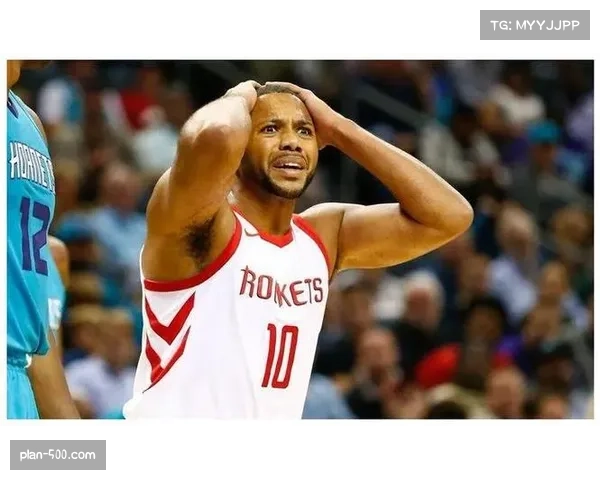 火箭轻敌心理致传球失误 首节九次失误暴露专注度稳定性问题